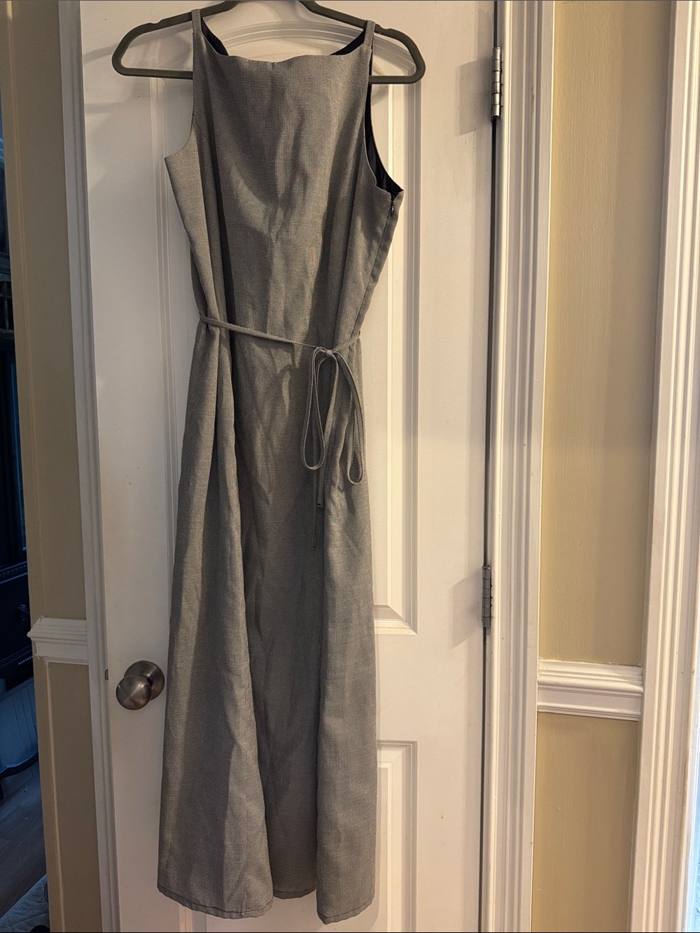 Vintage B. Moss Sleeveless Gray Tie-Waist Maxi Dress